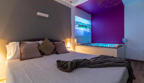 King Suite with Spa Bath
