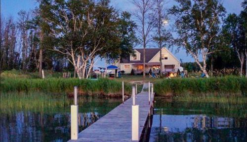 Five Bedroom Holiday Home