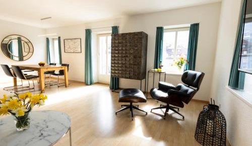 Deluxe Apartment