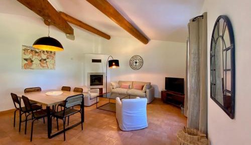 Cottage with Garden View