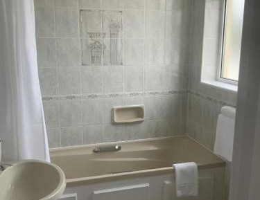 Twin Room with inland view