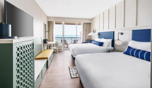Queen Room with Two Queen Beds - Non-Smoking