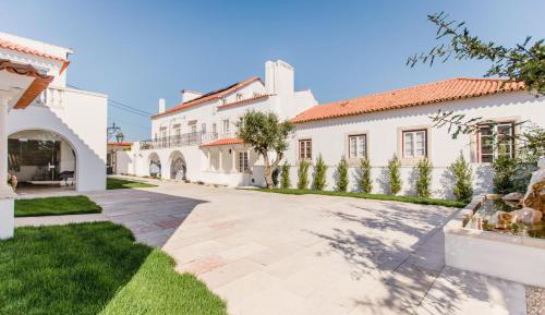 Superior Deluxe Double or Twin Room 