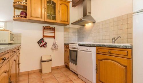 Holiday Home (6 Adults)
