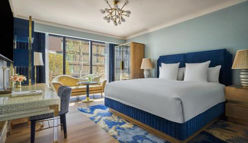 Accessible Piazza King Room