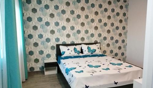 Deluxe Room (2 Adults + 1 Child)