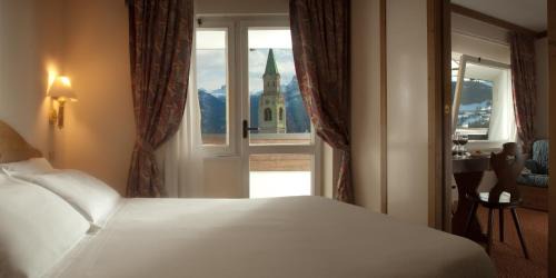Superior Double or Twin Room with Mountain View
