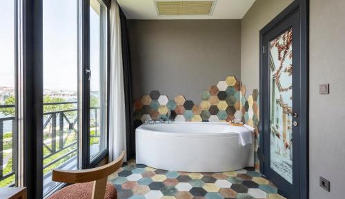 Double Room with Spa Bath