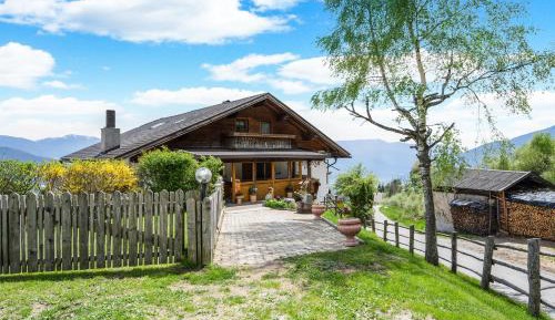 Superior One-Bedroom Apartment with Balcony