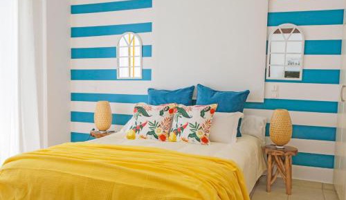 Apartment with Pool View 