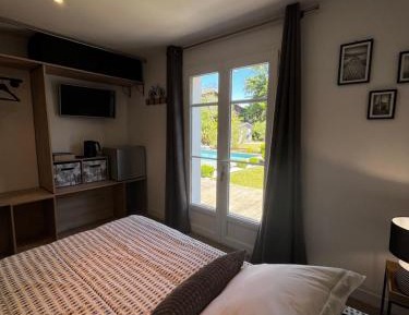 Double Room with Pool View