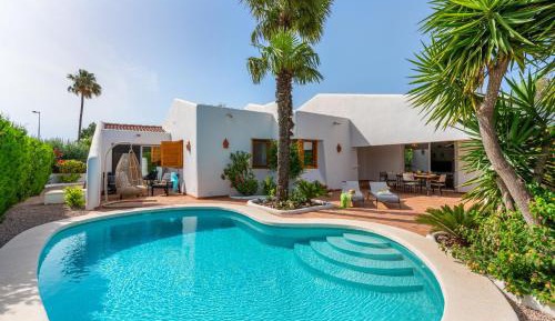 Deluxe Villa