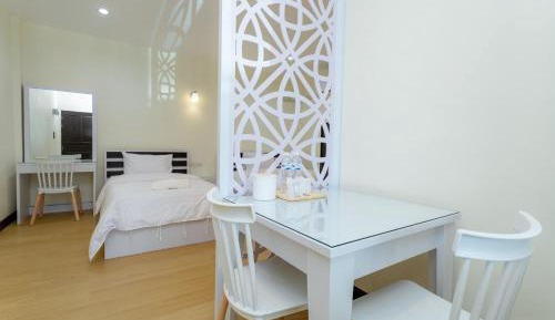 Large Twin Room