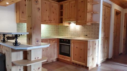 Large Two-Bedroom Apartment with Balcony