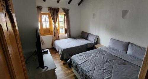 Double or Twin Room with Private Bathroom