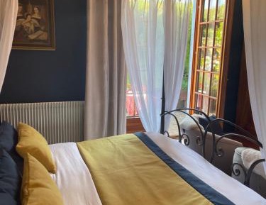 Double Room with Four Poster Bed