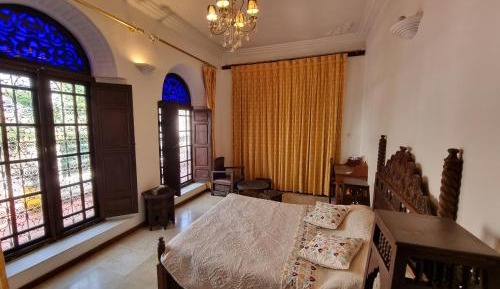 Jasmin Suite