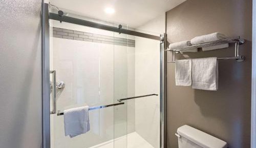 King Room with Spa Bath - Non-Smoking