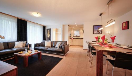 Deluxe Apartment