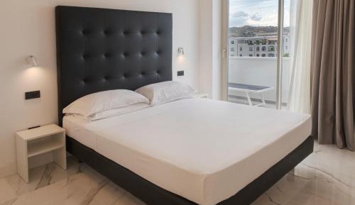 Double Room with Spa Bath