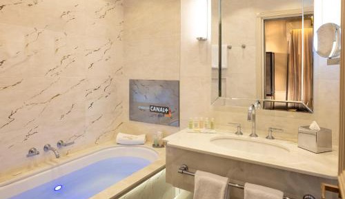 Junior Suite Top Floor