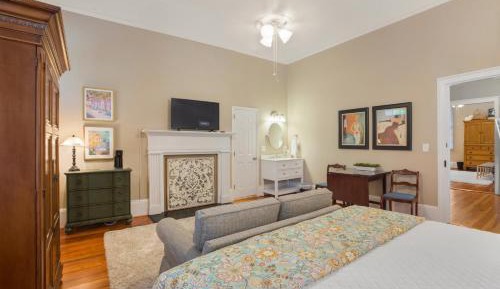 King Suite with Balcony