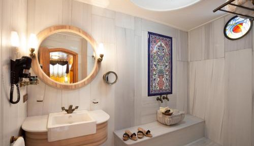 Superior Room with Turkish Bath 