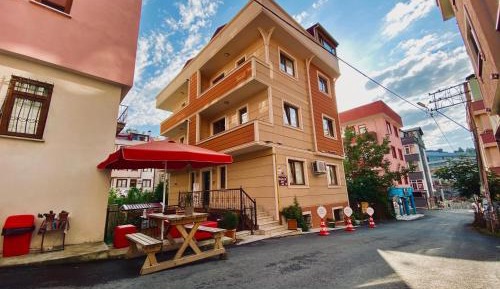Two-Bedroom Apartment (2 Adults)
