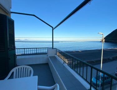 One-Bedroom Apartment with Sea View and Terrace