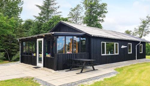 Three-Bedroom Vacation Home 