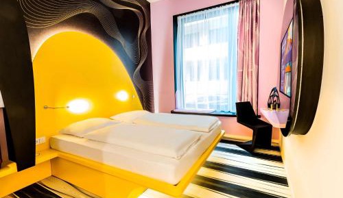 Design Room - Non-Smoking