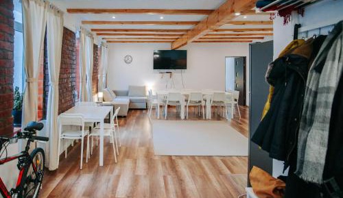 Deluxe Suite with Spa Bath