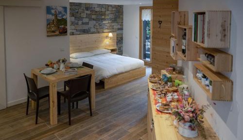 One-Bedroom House