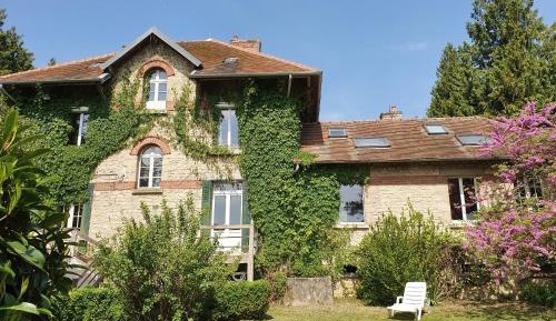 Five-Bedroom House