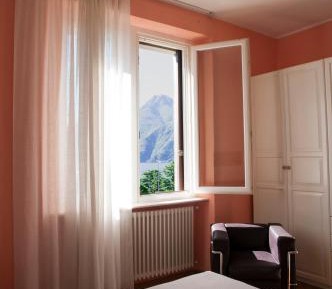 Superior Double Room with Lake View and Terrace