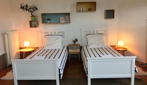 Triple Room with City View