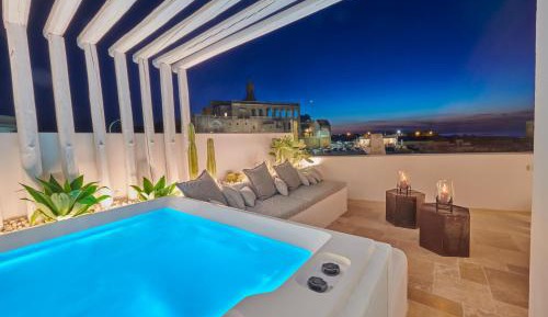 Suite with Private Pool