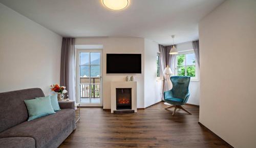 Superior One-Bedroom Apartment with Balcony