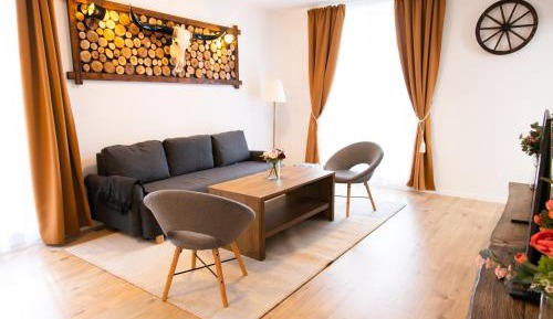 Deluxe Apartment
