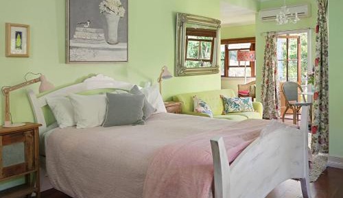 Snowpea Suite