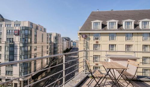 Apartment with Balcony