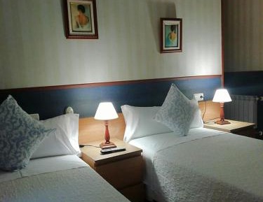 Twin Room with Shared Bathroom