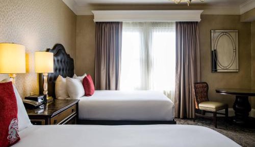 Superior Queen Room with Two Queen Beds