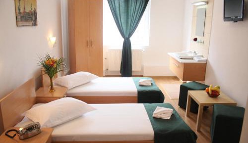 Twin Room with Shared Bathroom