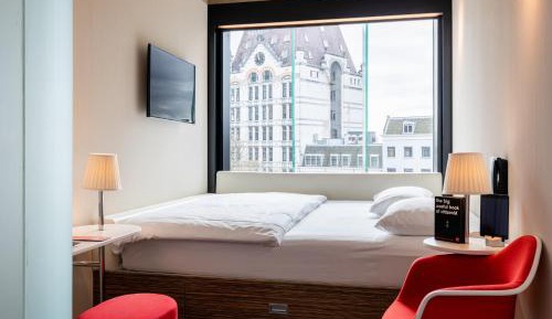 King Room - Accessible