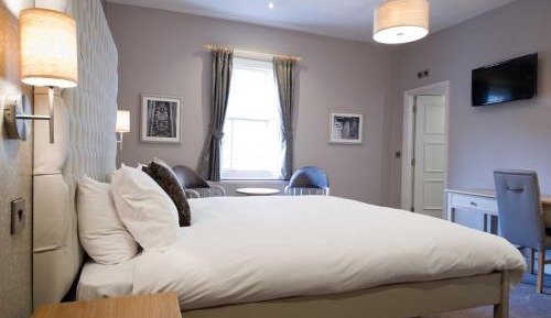 Standard King Room