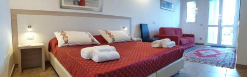 Large Double Room