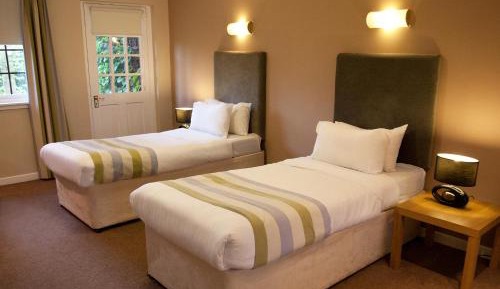 Classic Twin Room