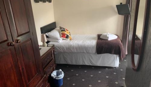 Standard Single Room with Shower