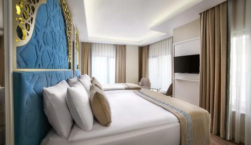Corner Suite